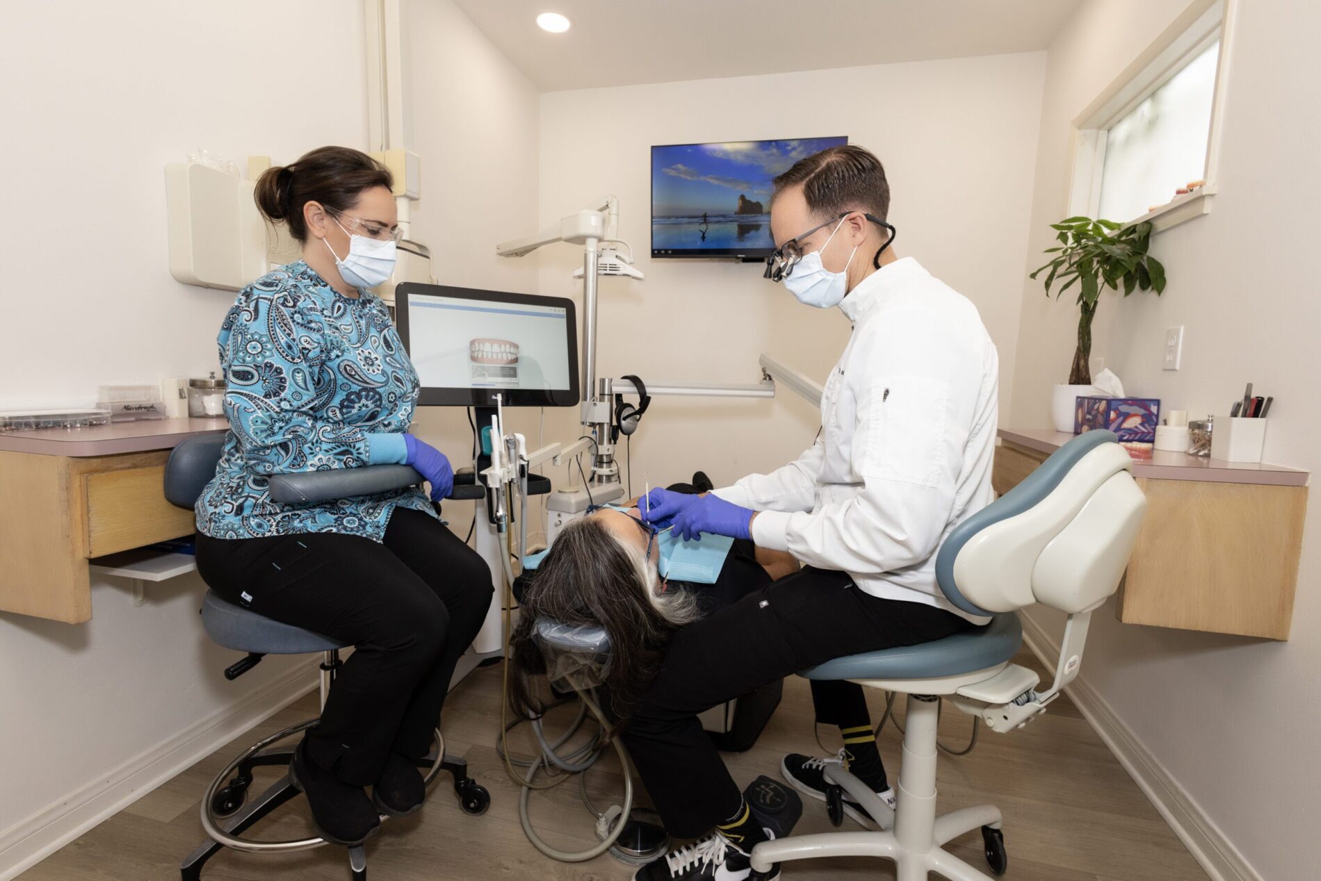 Dovey Dental - Dentist,San Diego